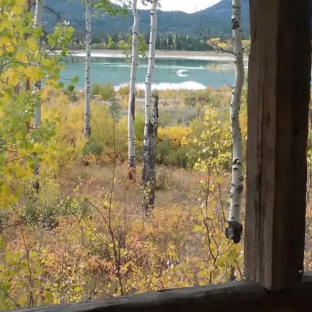 Eagle Bear Lodge Tatla Lake Exterior photo