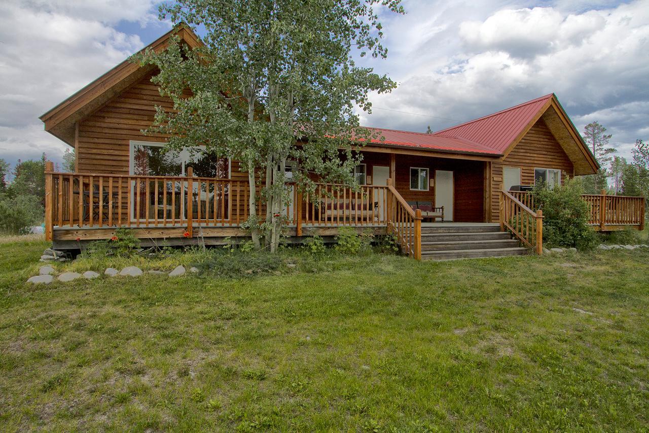 Lodge Eagle Bear Tatla Lake