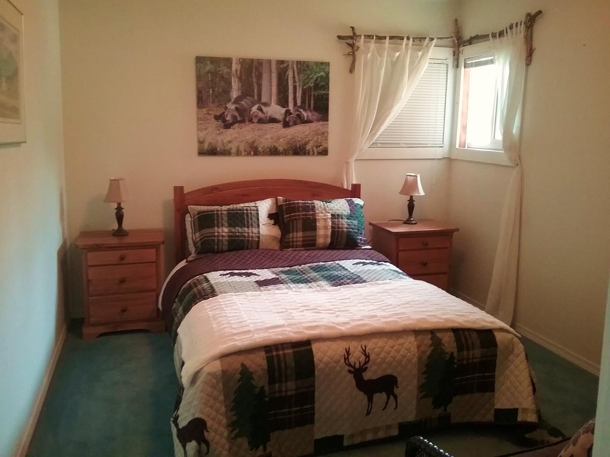 Eagle Bear Lodge Tatla Lake